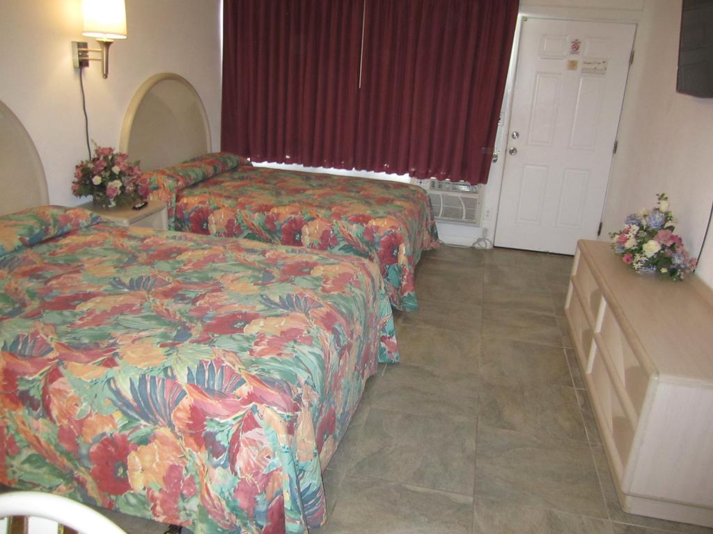 Apollo Motel Уайлдууд Крест Екстериор снимка